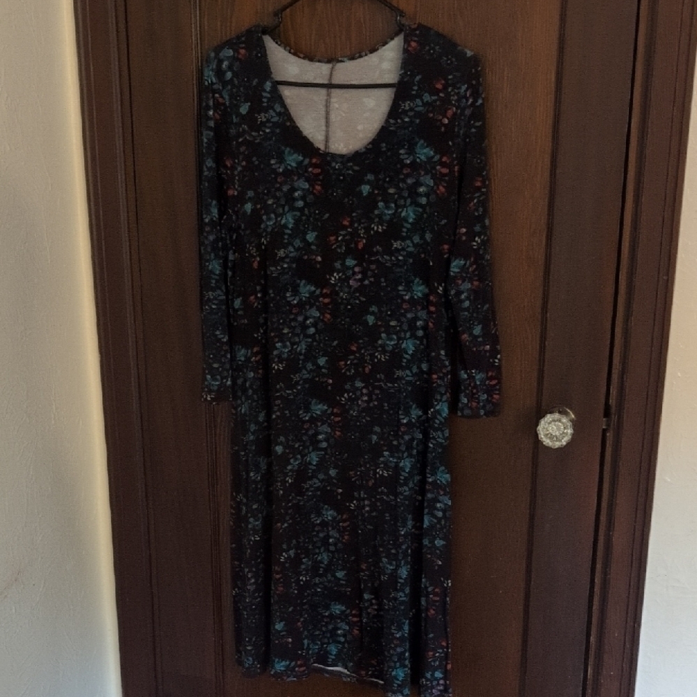 Garner Hill Scoop Neck Floral Stretch Dress Size Small